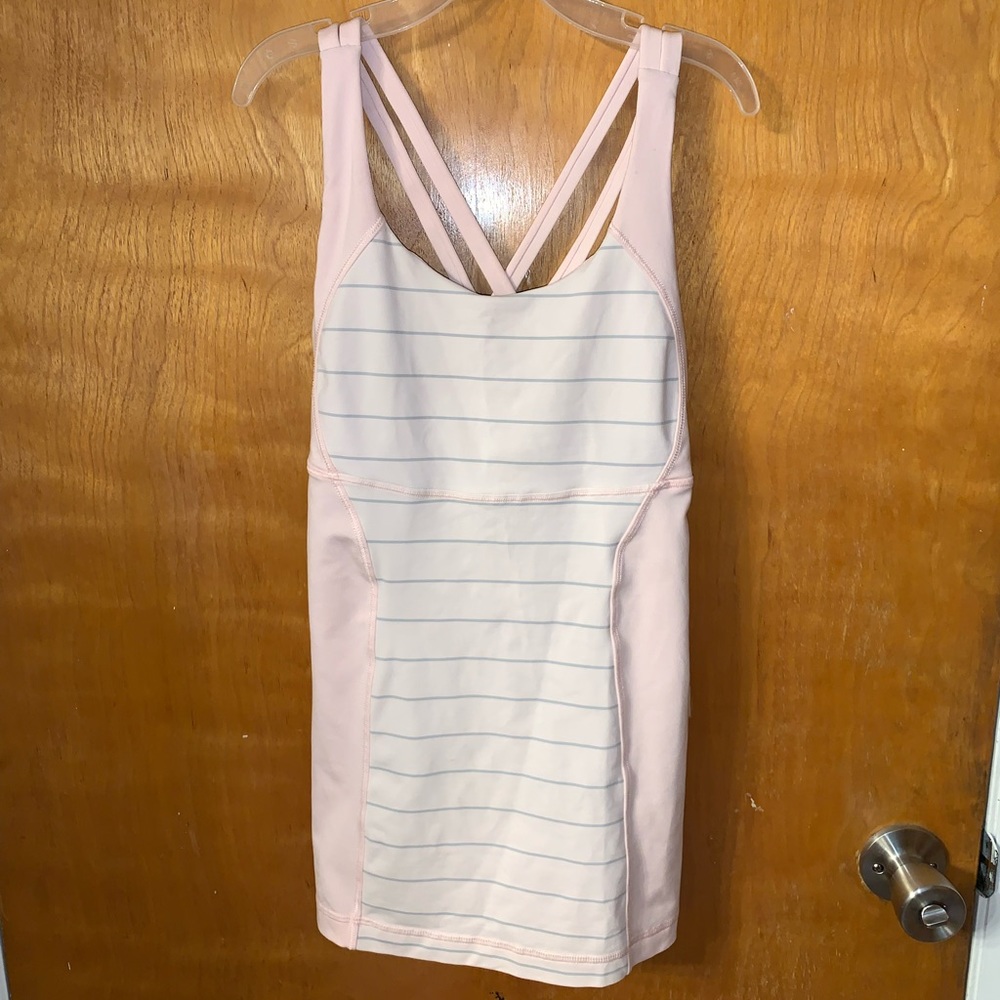 Lululemon tank top